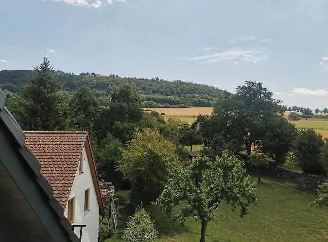 Meyer Obergeschoss アパート Weißenburg in Bayern